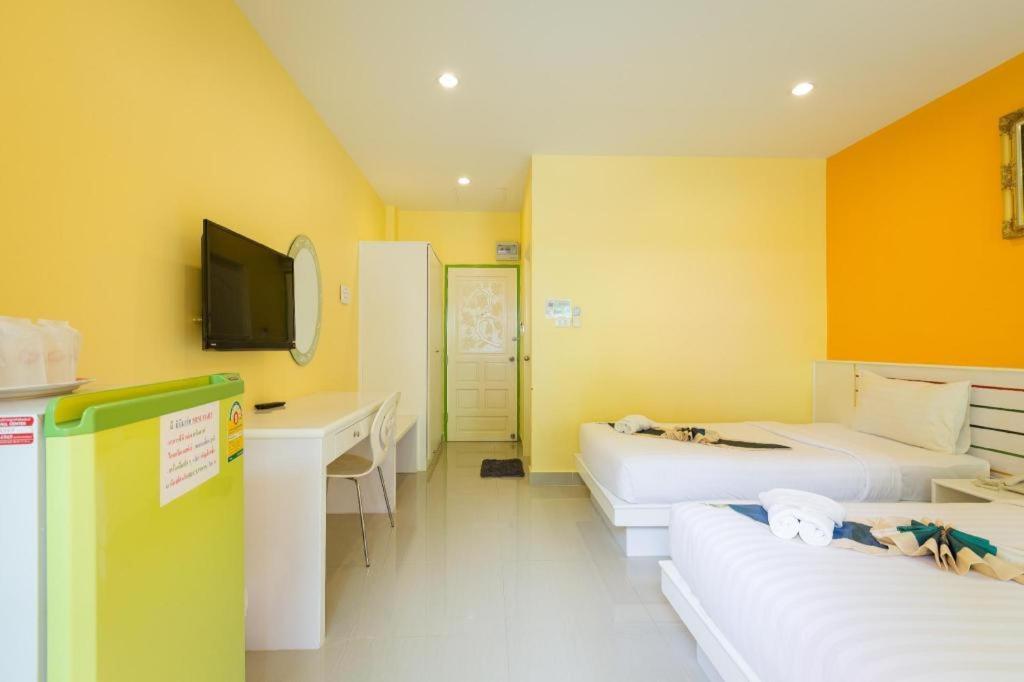 Holland Resort Phuket Exterior foto