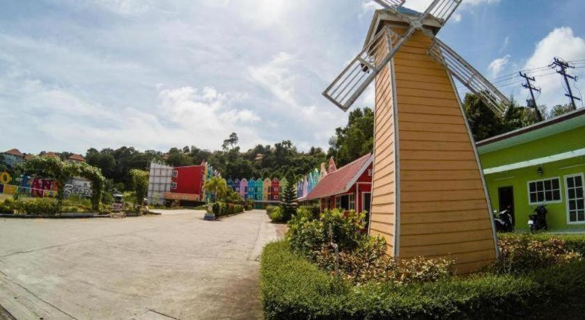 Holland Resort Phuket Exterior foto